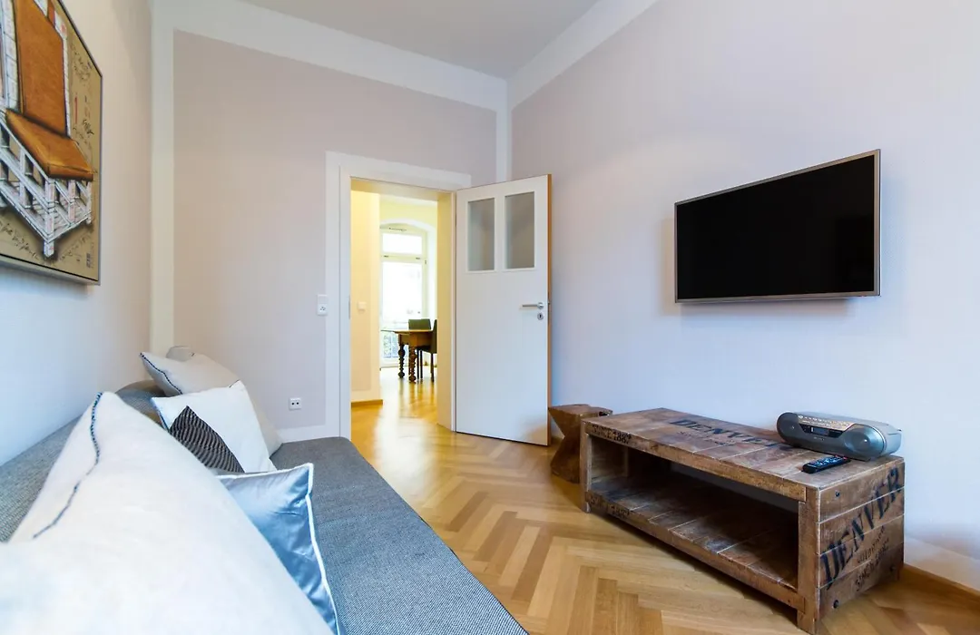Qube Hotel Bergheim-1