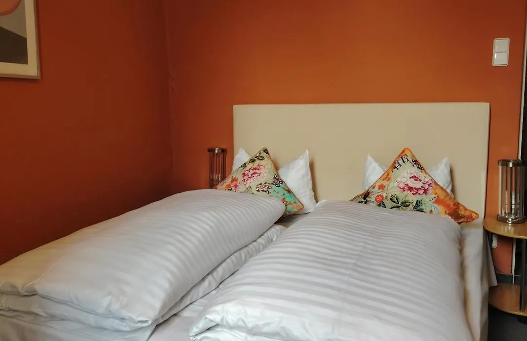 Hotel Drei Kronen-1