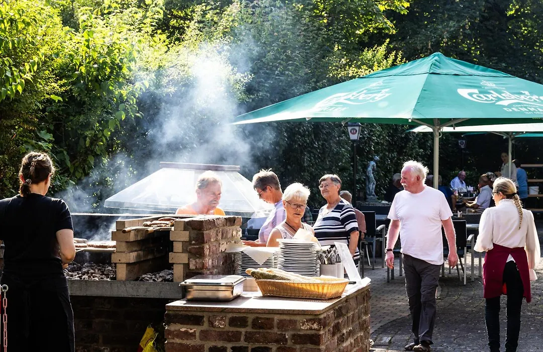 Sport- Und Tagungshotel De Poort-1