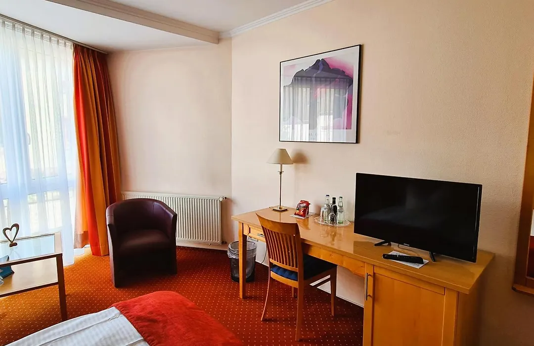 Hotel Zur Post Gmbh Waldbreitbach-1