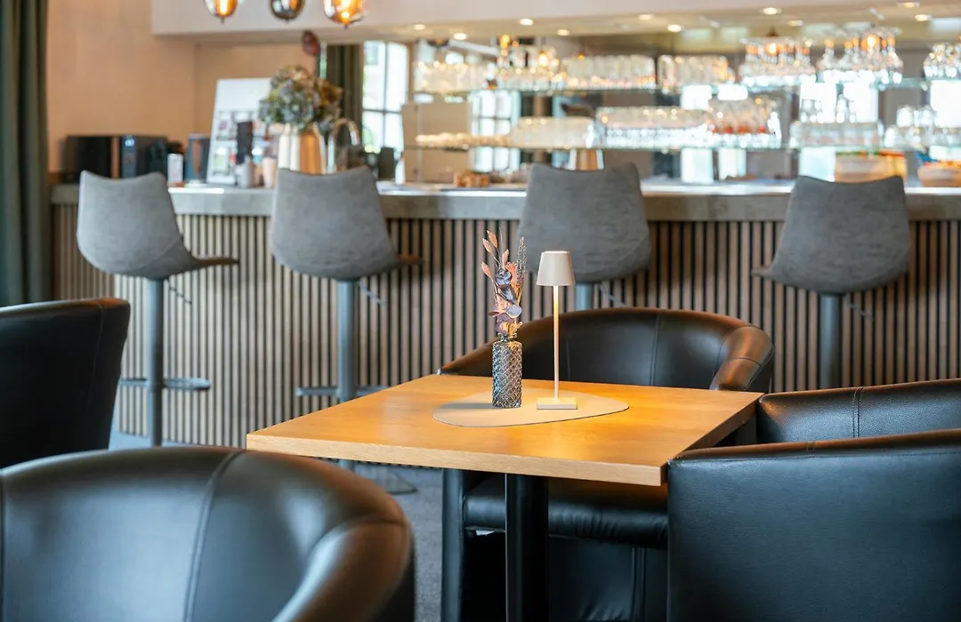 Sopherl am See - Frühstück auf der Seeterrasse, sehr ruhig und wunderschön am See, 3 Minuten nach Oberpfaffenhofen, viele Radtouren, Restaurants&Cafes in der Umgebung-1
