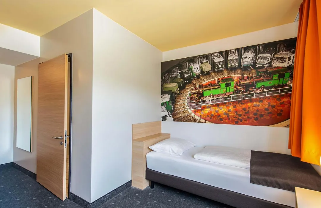 B&B Hotel Augsburg-Süd-1