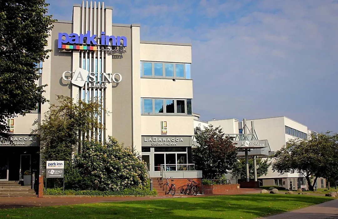 Park Inn by Radisson Lübeck-1
