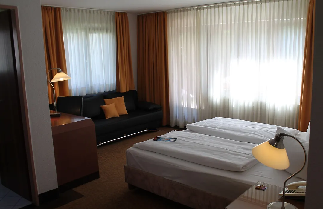 Hotel Flora Möhringen-1