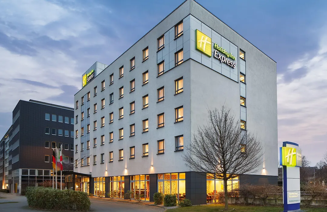 Holiday Inn Express Düsseldorf City Nord-1