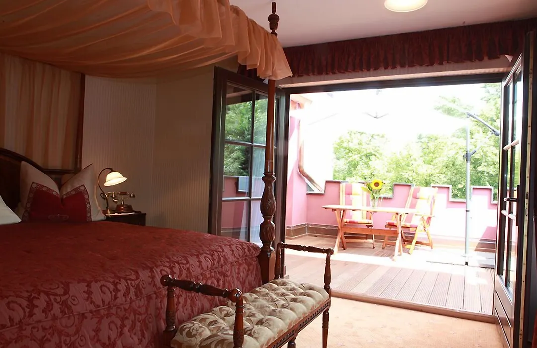 The Lakeside - Burghotel zu Strausberg-1