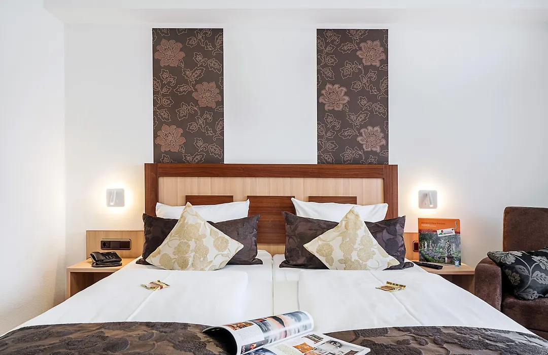 Hotel Rappen Rothenburg ob der Tauber-1