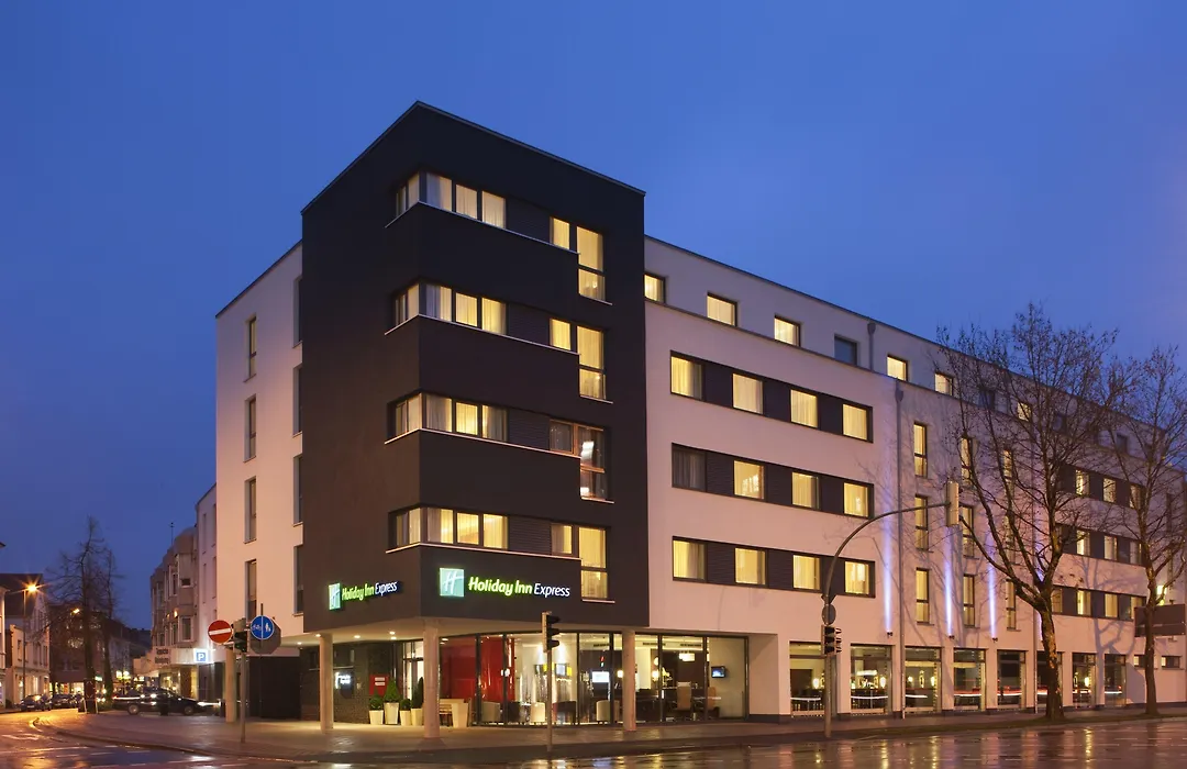 Holiday Inn Express Gütersloh, an IHG Hotel-1