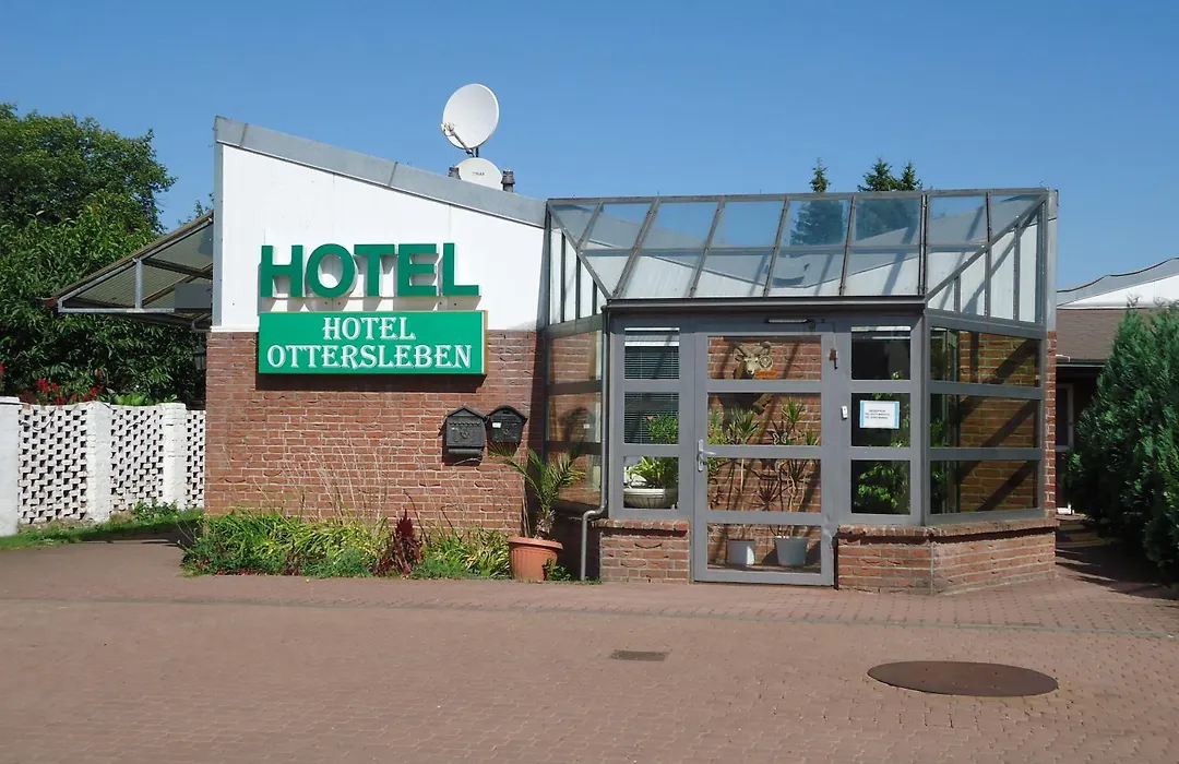 Hotel Ottersleben-1