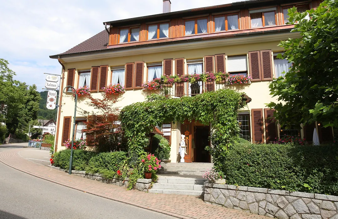 Landhotel Salmen-1
