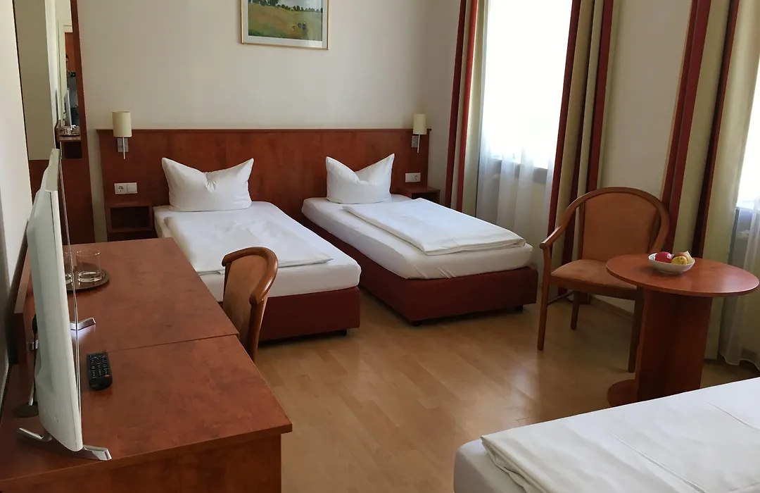 Hotel Am Ledermuseum-1