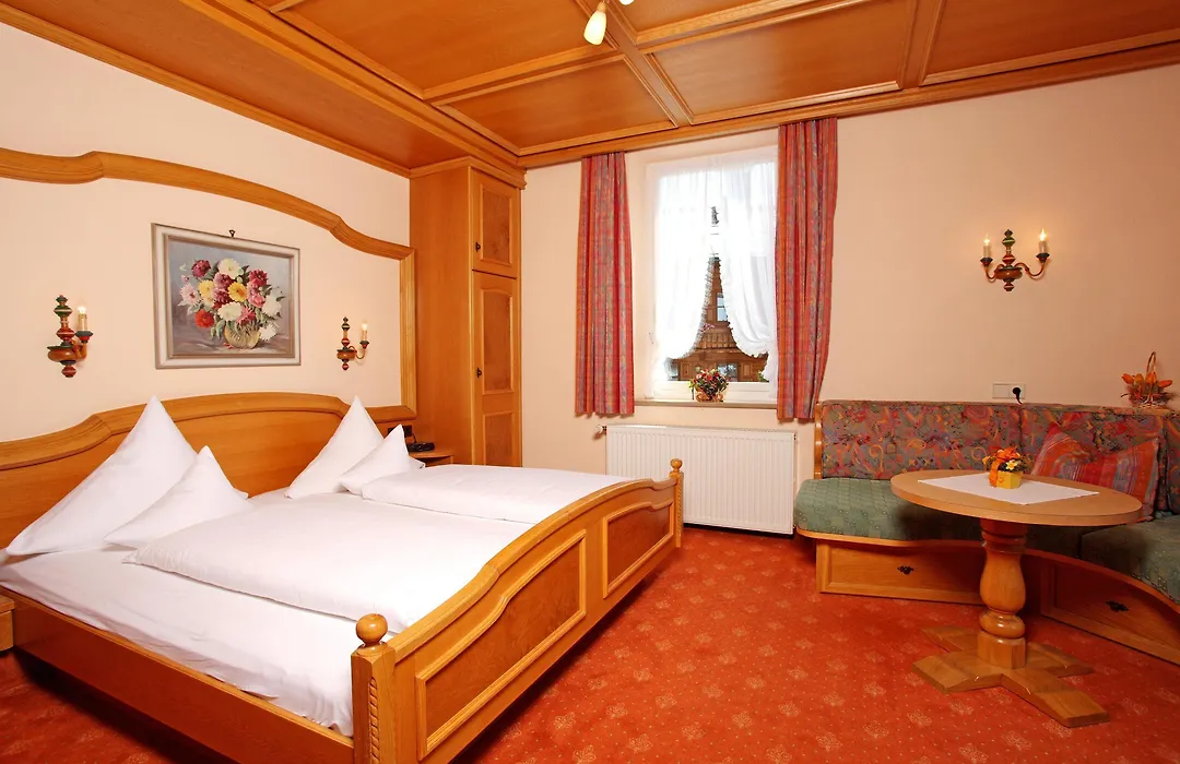 Hotel Edelweiß Garni-1