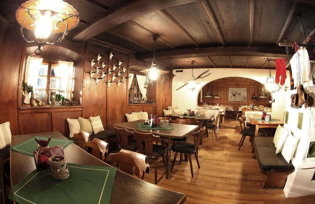 Hotel Blaue Gams ***S-1
