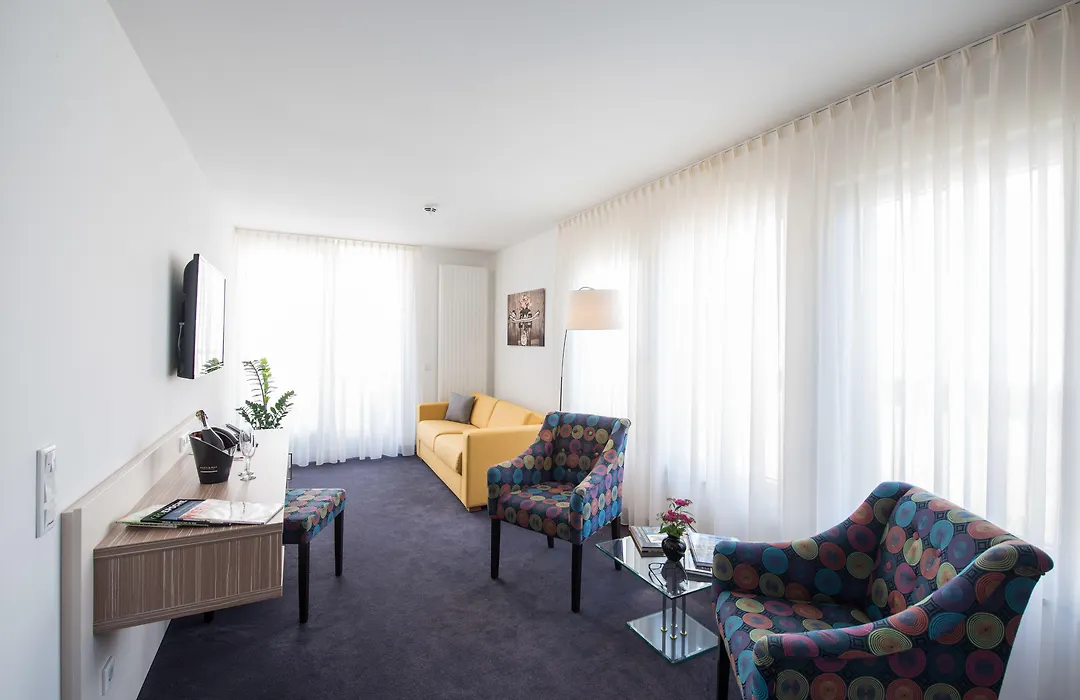 Book Hotel Leipzig-1
