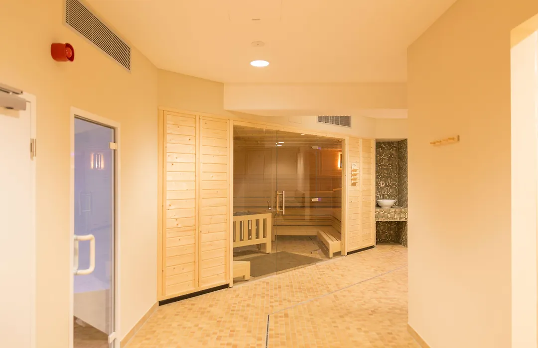 Aribo Hotel-1