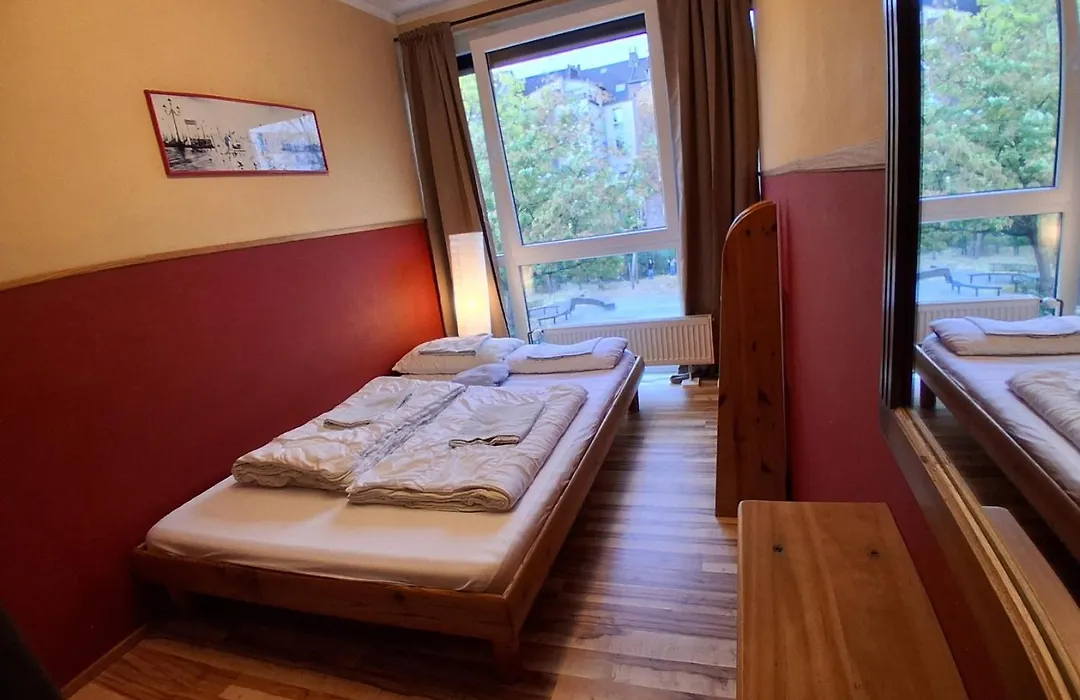 Max Hostel-1
