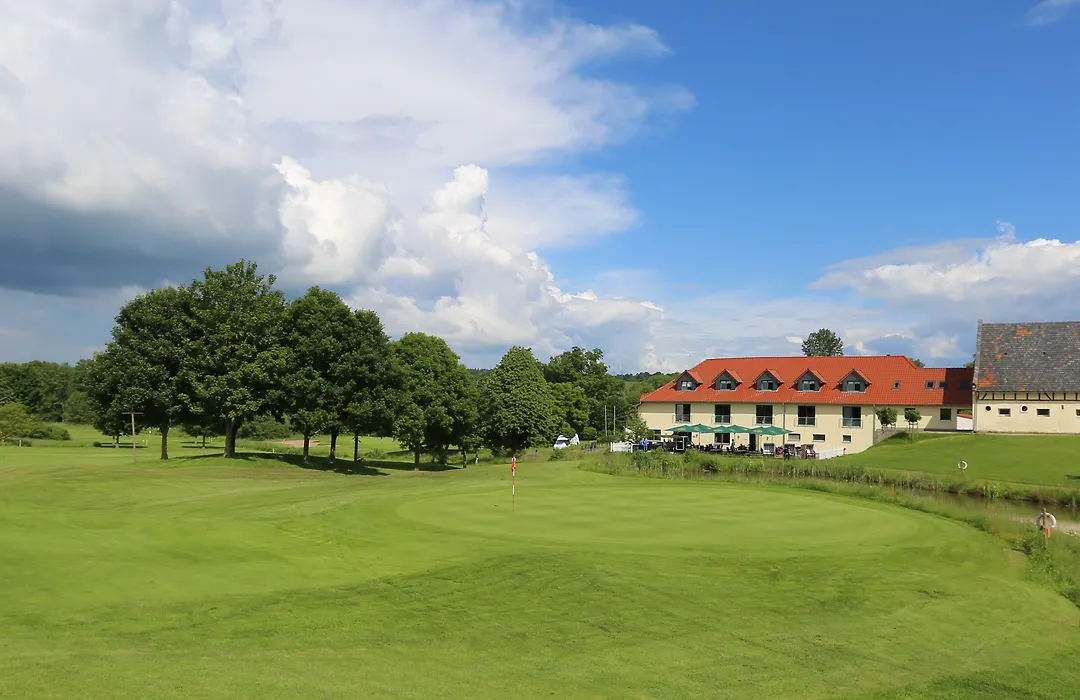 Apartments Golfpark Schlossgut Sickendorf-1