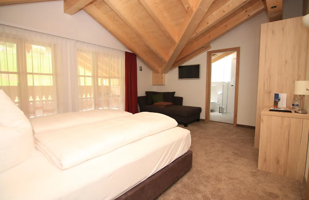 Alpinhotel Berchtesgaden-1