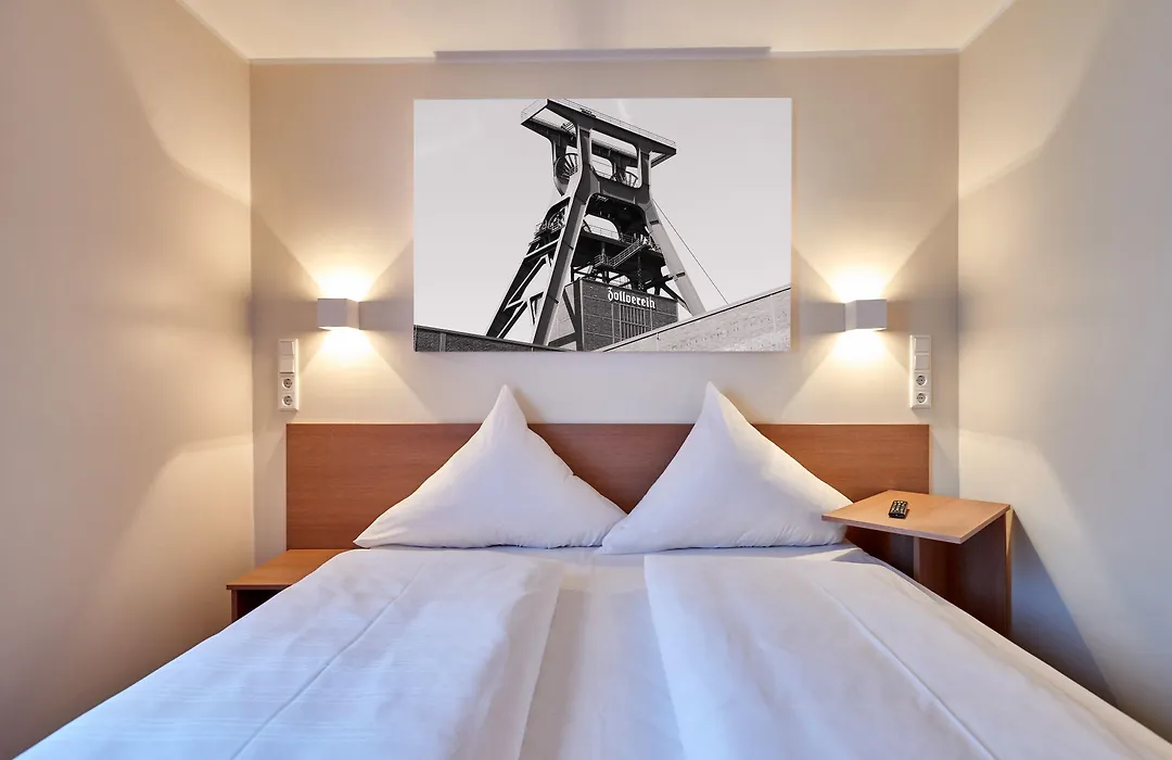 McDreams Hotel Essen-1
