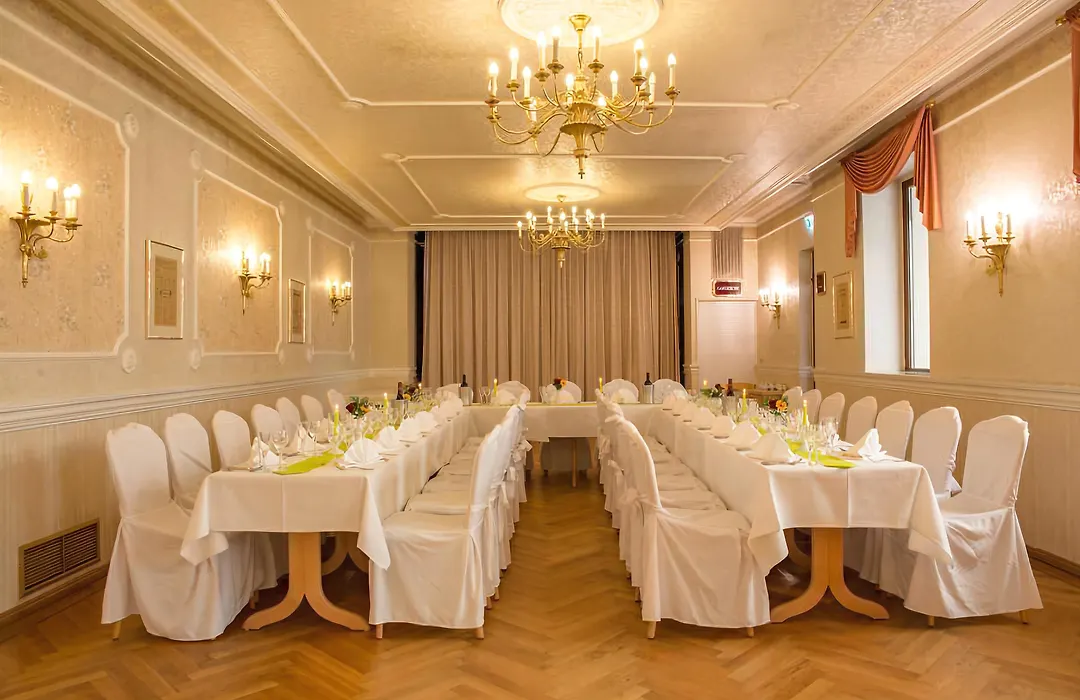 Hotel Schwarzer Adler Tangermünde-1