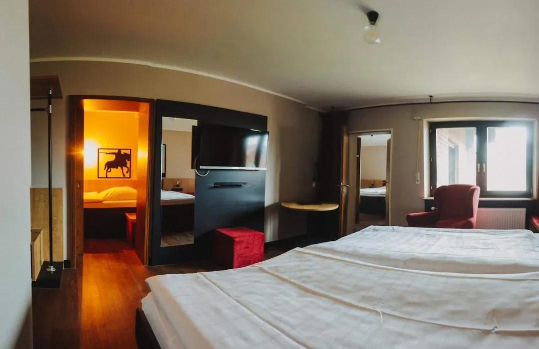 Burghotel Pass-1