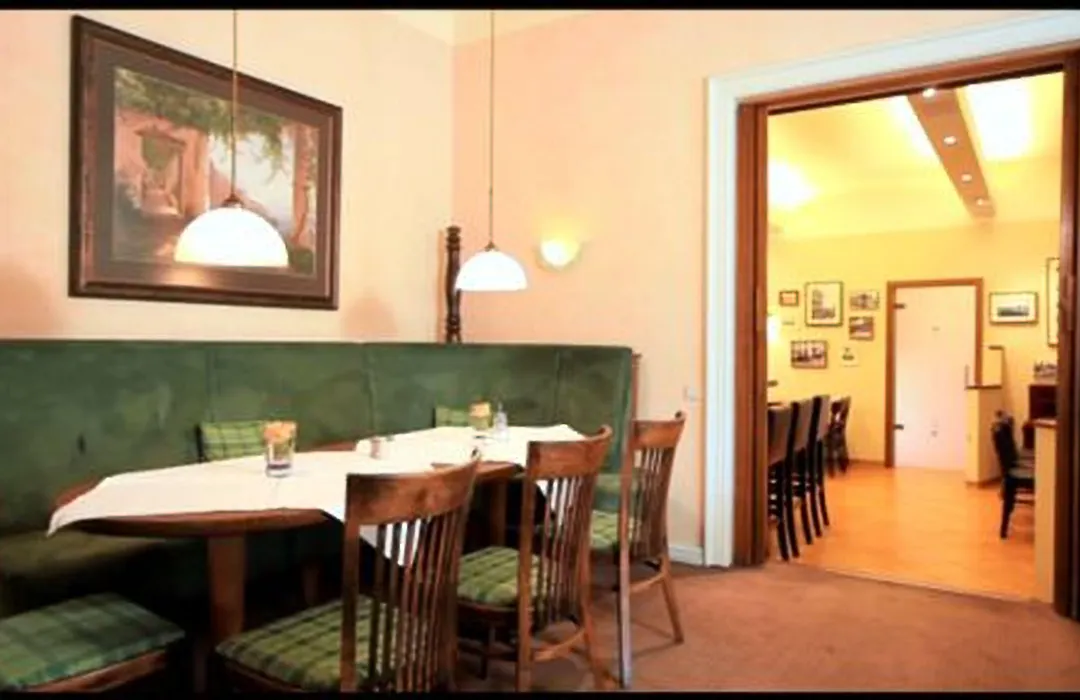 Hotel Royal-1