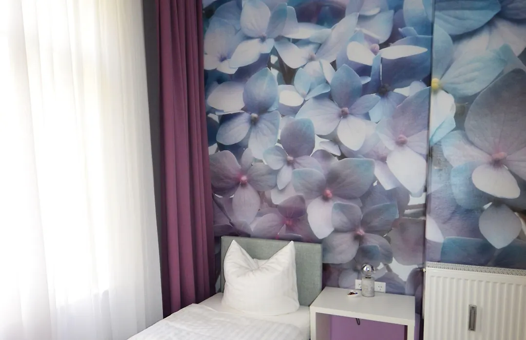Hotel Reverey * Kontaktloser Self Check-In *-1