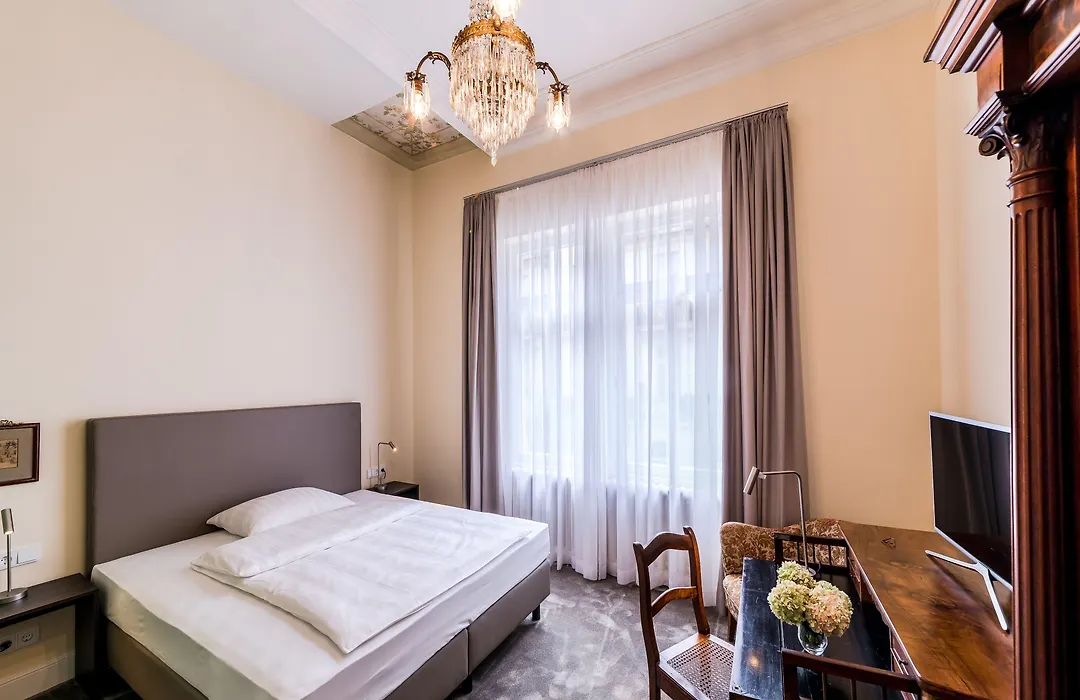 Hotel Villa Grunewald-1