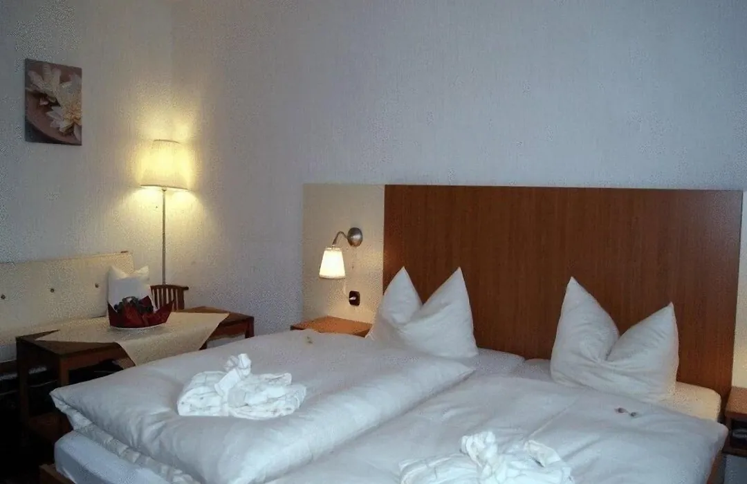 Hotel Lahnblick-1