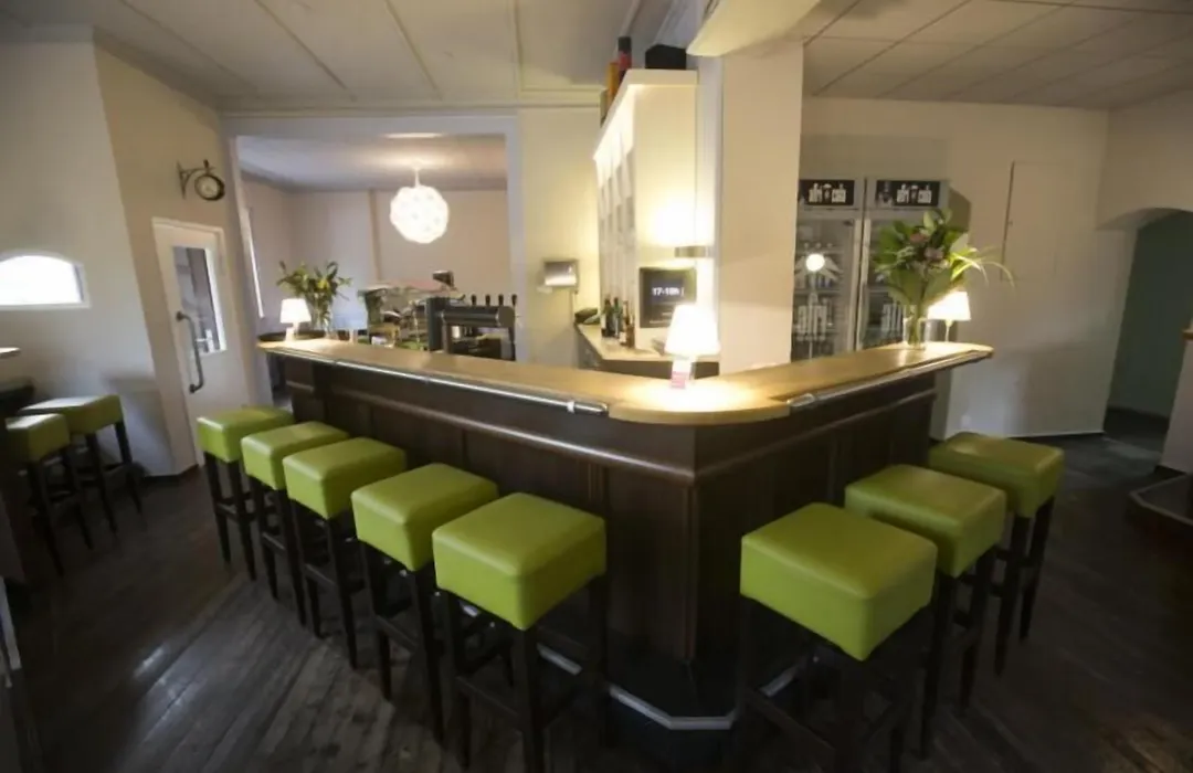 Hotel Zur Flora-1