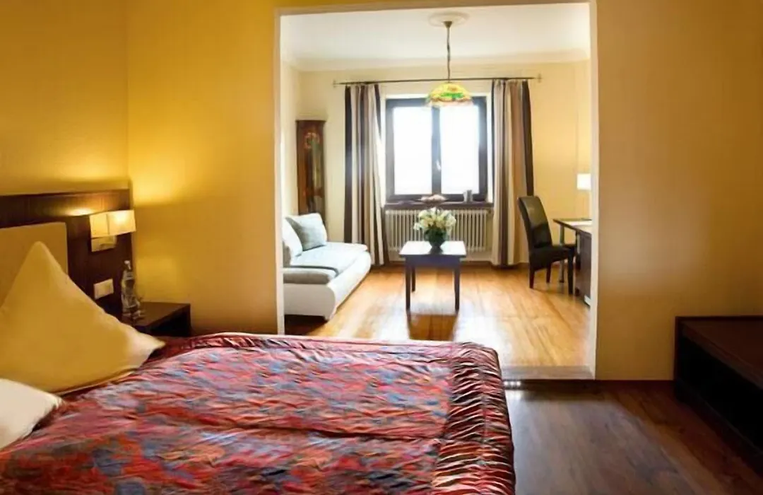 Hotel Haus Krone-1