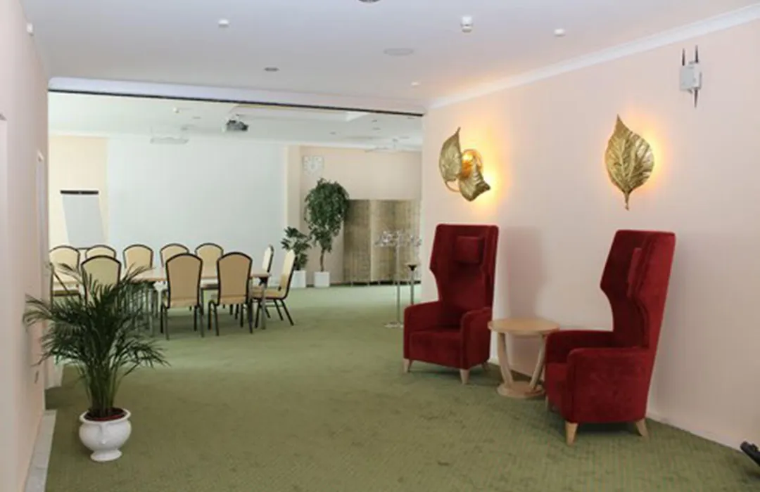 Lindemann Hotel-1