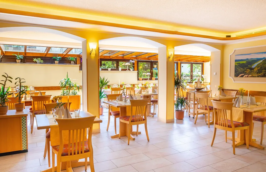 Hotel Elbpromenade-1