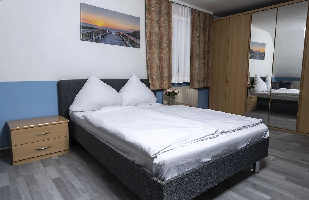 Hotel Stern-1