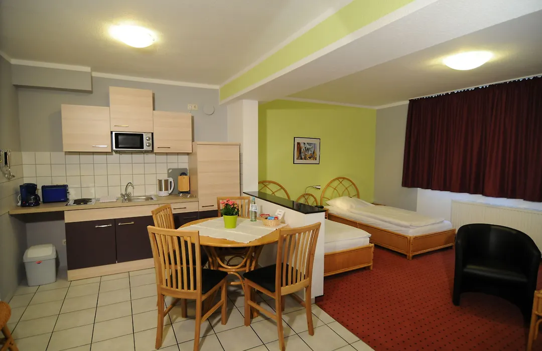 City Hotel-1