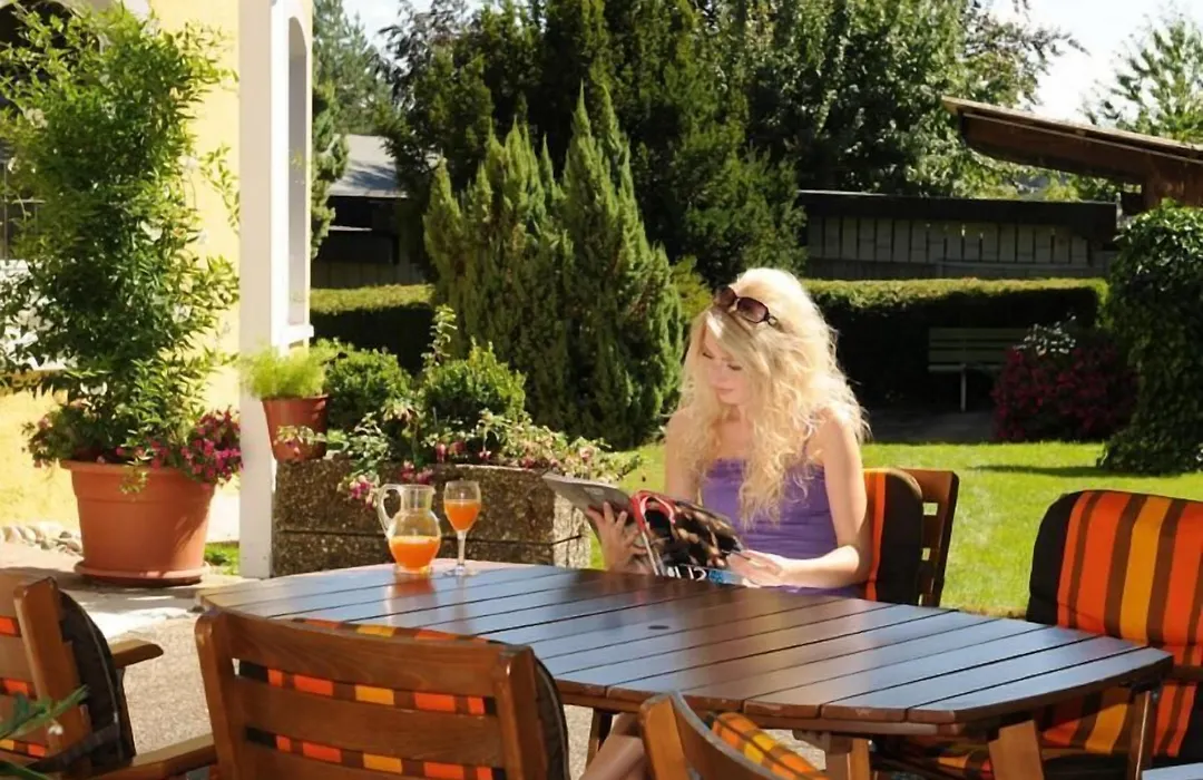 Hotel Traube Lossburg-1