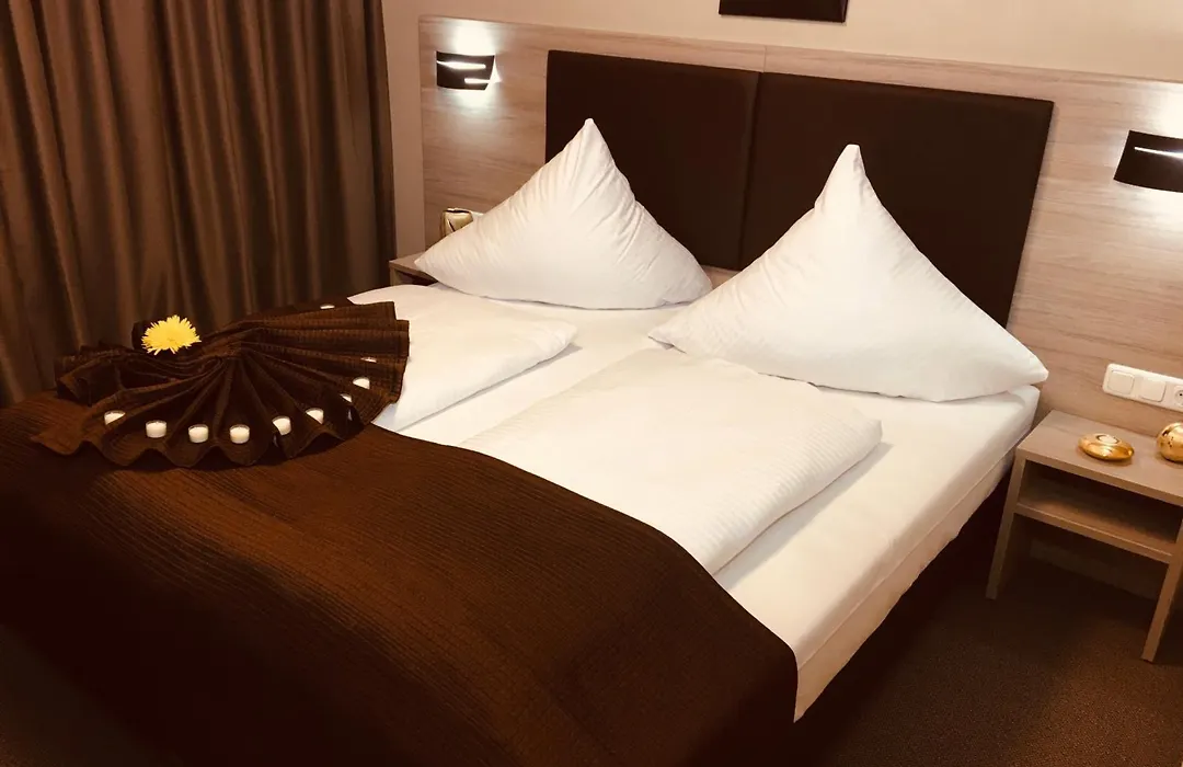 Hotel Glinde-1
