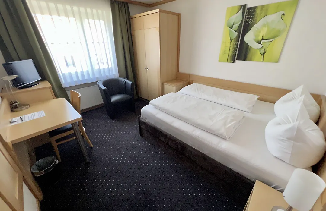 Otto - Bed & Breakfast-1