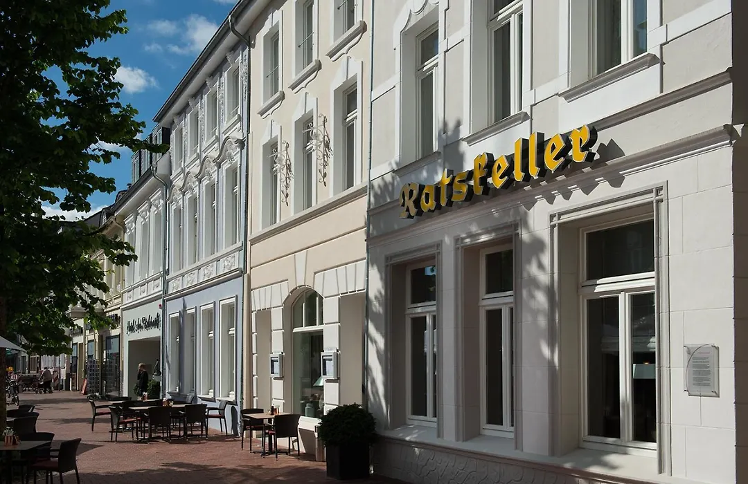 Hotel am Fischmarkt-1