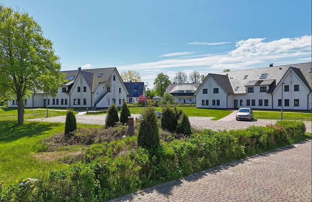 Strandresort Rex Rugia Ferienwohnung 13-2 mit Sauna- und Schwimmbadnutzung im AHOI Sellin-1