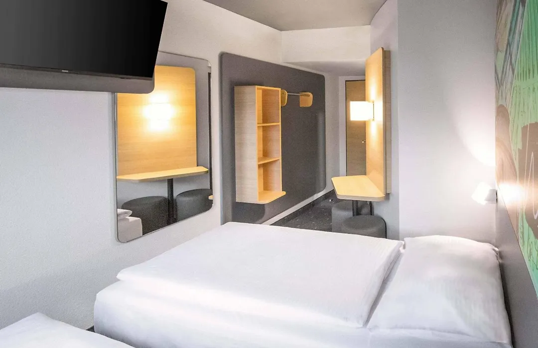 ibis budget Würzburg Ost-1