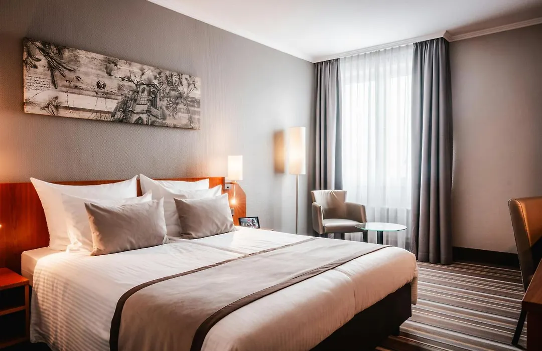 Leonardo Hotel Aachen-1