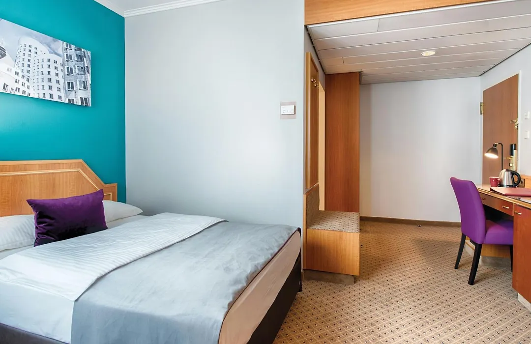 Leonardo Hotel Duesseldorf City Center-1