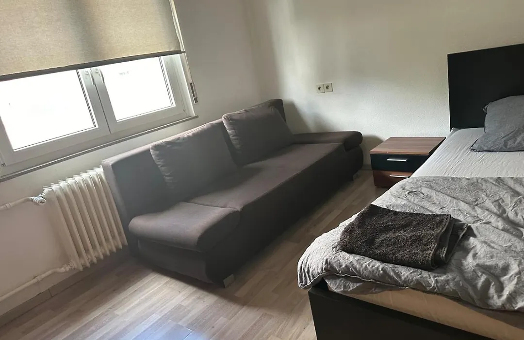 Frankfurt Airport & Fair Apartment-1