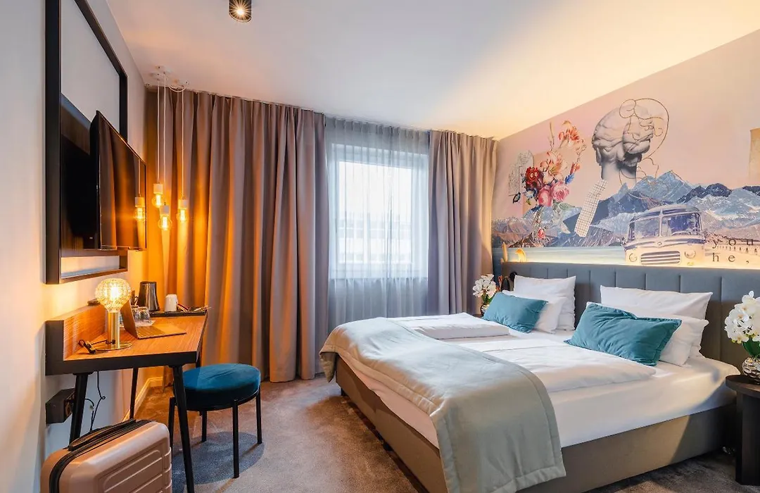 NYCE Hotel Ulm-1