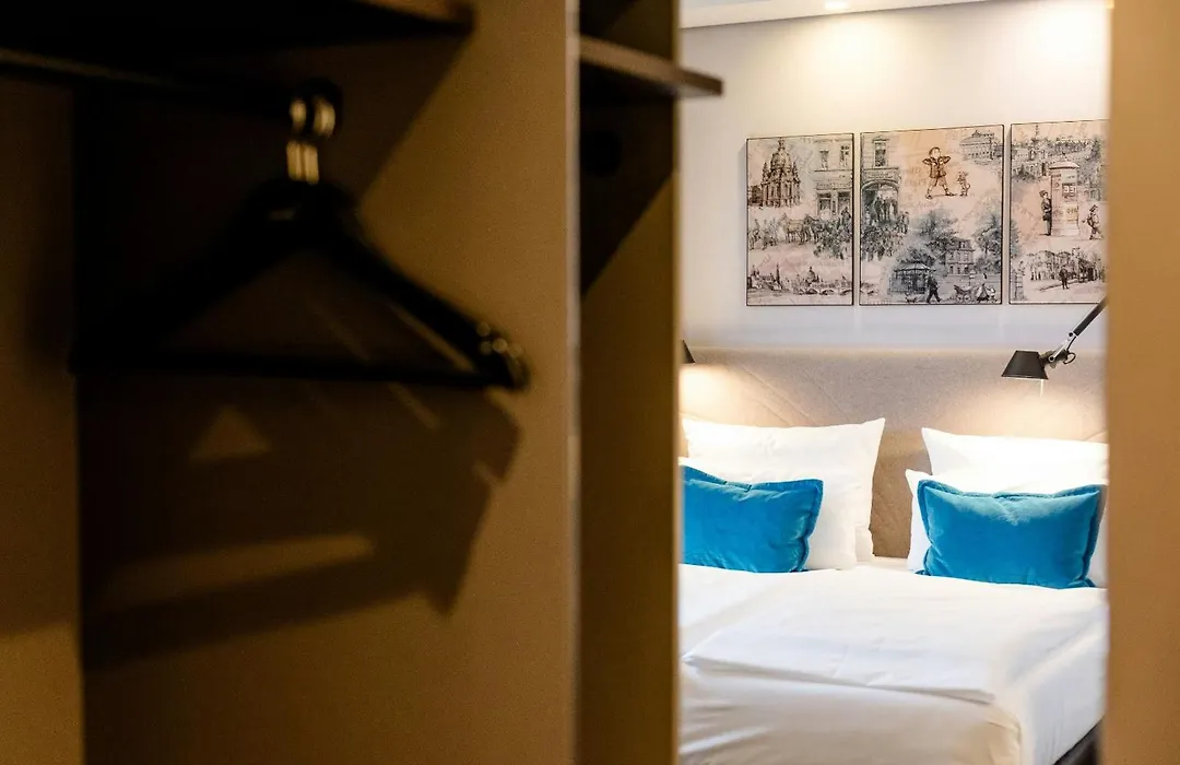 Motel One Dresden - Palaisplatz-1