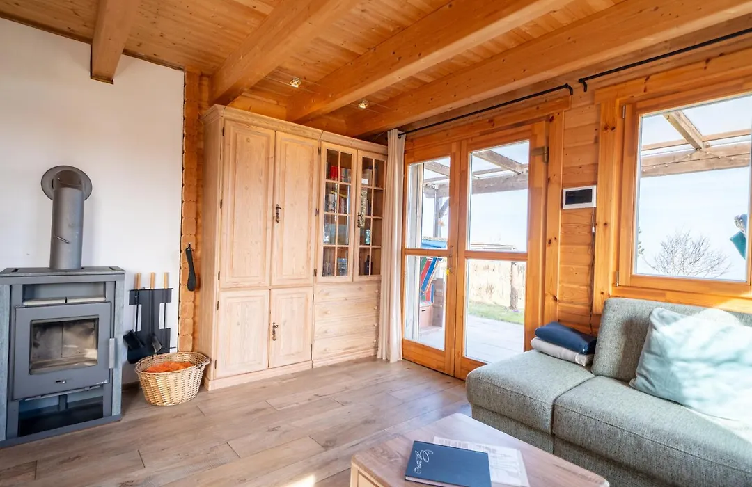 Strandhus Mira-1