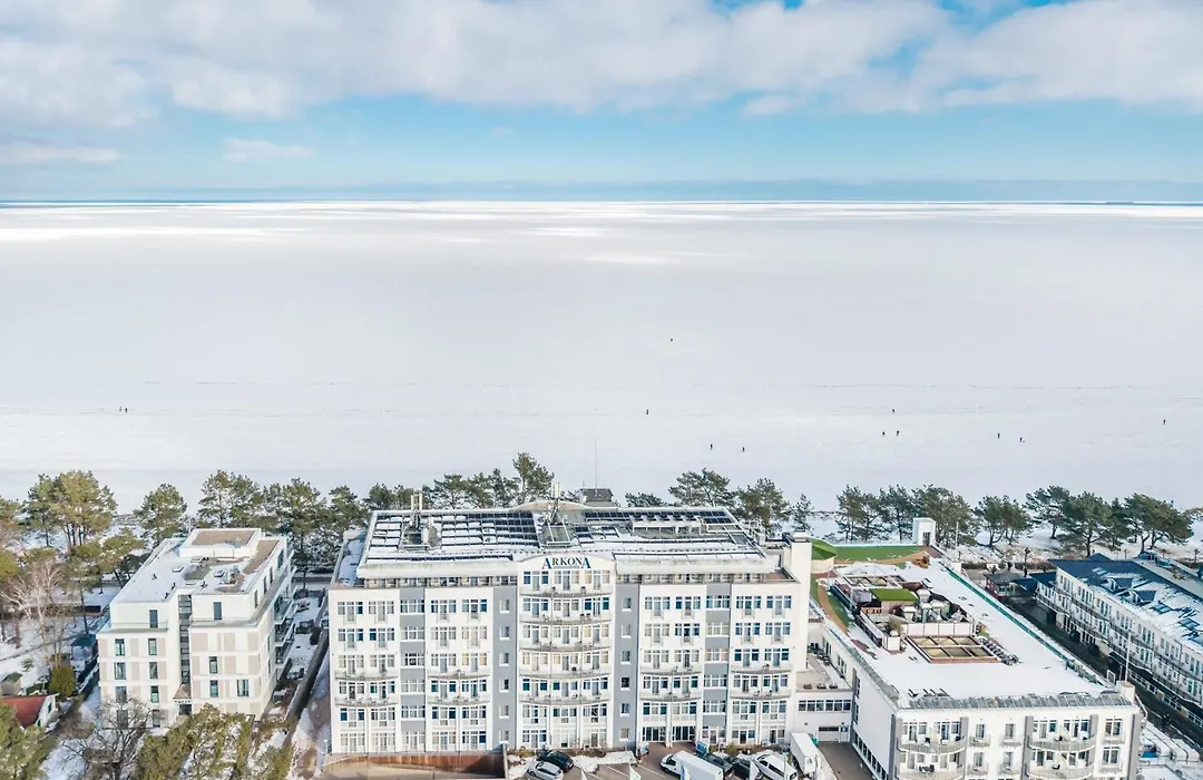 Arkona Strandhotel-1