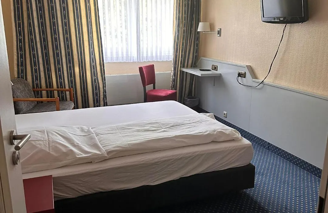 Hotel Seegarten Quickborn-1