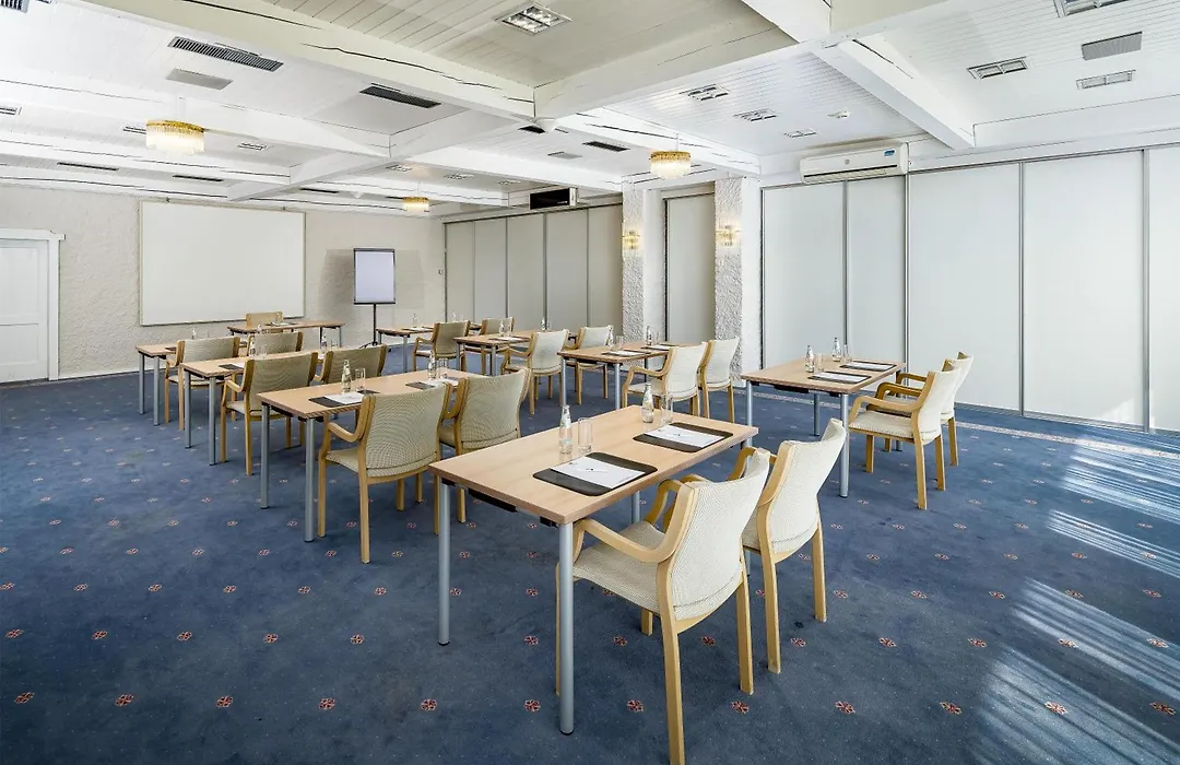 Sure Hotel By Best Western Rhoen Garden-1